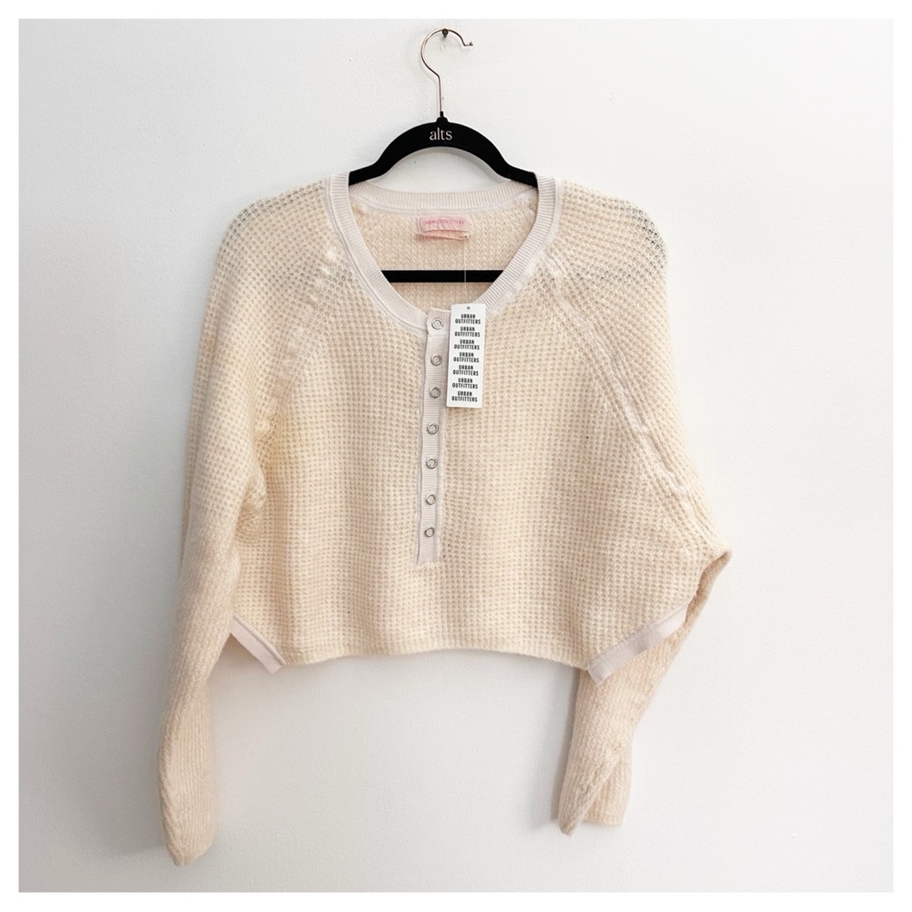 NWT Urban Outfitters Owen‎ Thermal Snap Button Henley cream size small